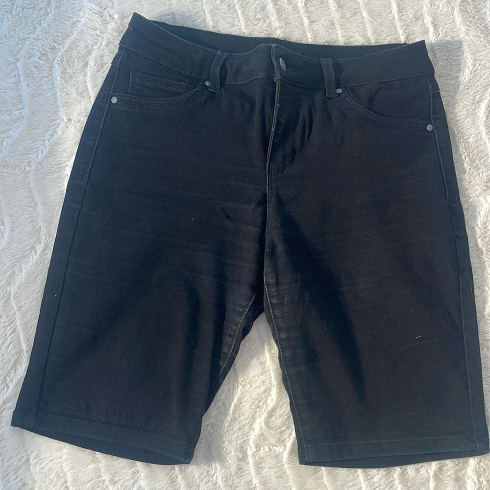 d.jeans Black Shorts 10